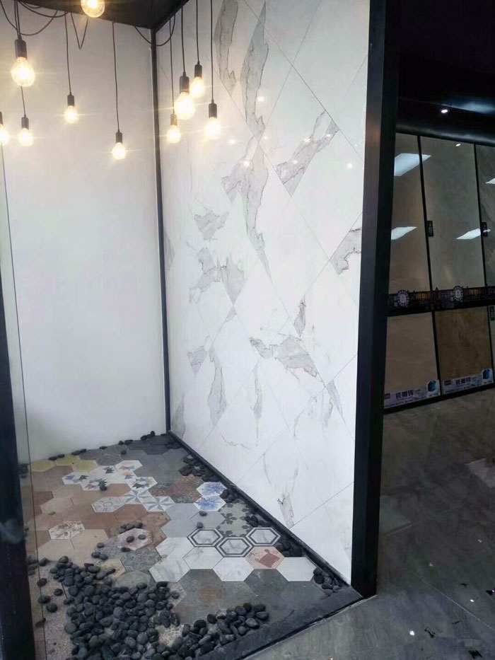 陶瓷一线品牌九游会J9瓷砖澄海店十一开业，好礼、优惠送不停